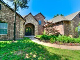 2082 Vaquero Ct in Edmond, OK - Building Photo