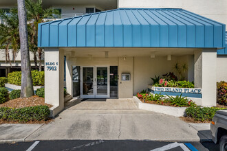 HarbourSide Condos in South Pasadena, FL - Building Photo - Building Photo