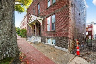 1205 MacKay Pl in St. Louis, MO - Building Photo - Building Photo