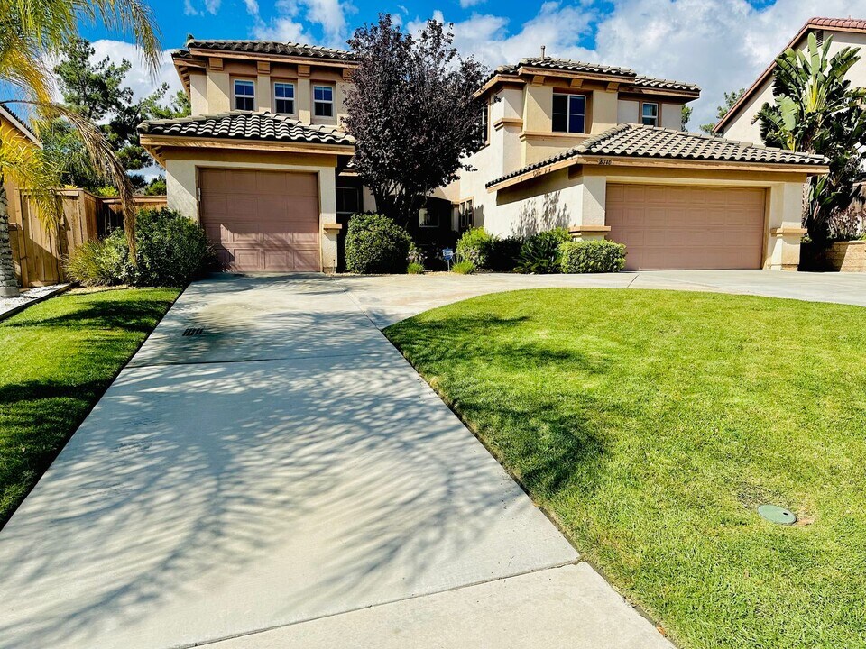 29140 Wrangler Dr in Murrieta, CA - Building Photo
