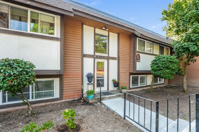 7201 224th St SW in Edmonds, WA - Building Photo - Building Photo