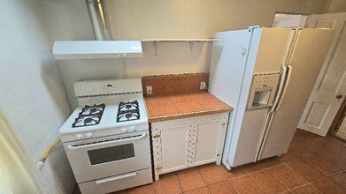 523 Agua Fria St in Santa Fe, NM - Building Photo - Building Photo