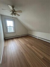 22 Heaton St in Pawtucket, RI - Foto de edificio - Building Photo