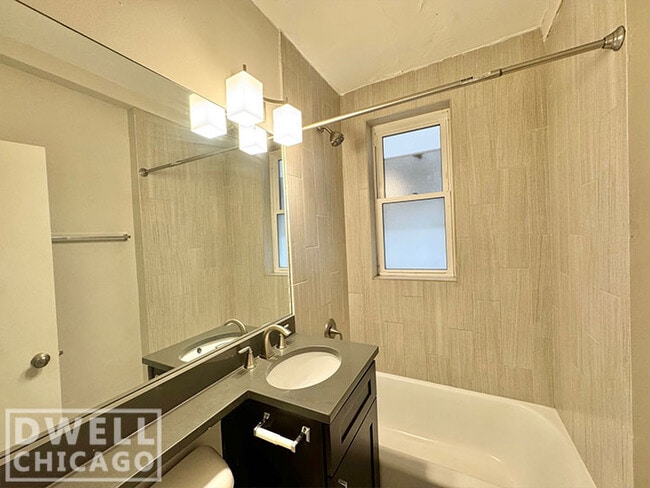 501 W Belmont Ave, Unit 2