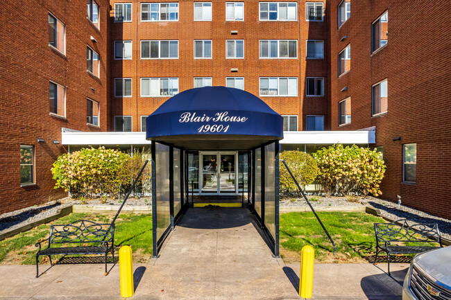 Blair House Apartments photo'