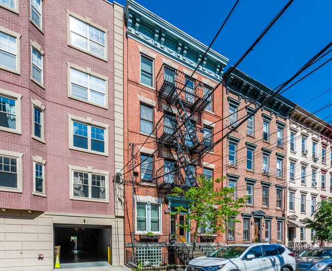 224 Jefferson St in Hoboken, NJ - Building Photo - Building Photo