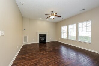 1641 Zurich Dr in Spring Hill, TN - Building Photo - Building Photo