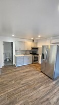 2432 Fig St in Simi Valley, CA - Building Photo