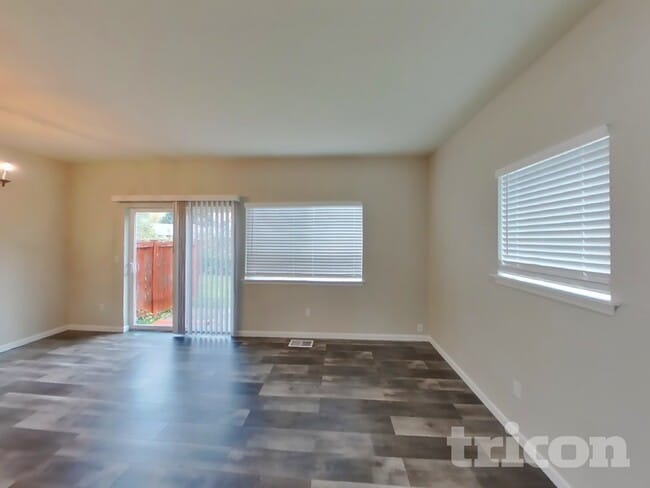 6214 126th St E in Puyallup, WA - Building Photo - Building Photo