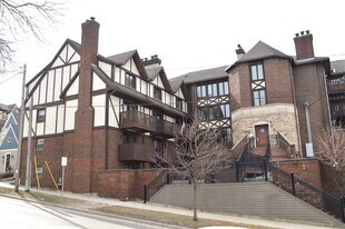 328 N Allen St, Unit 1 in Madison, WI - Building Photo