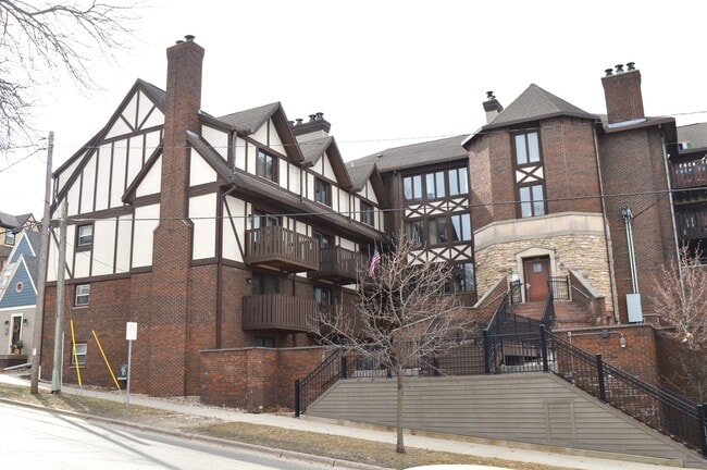 property at 328 N Allen St