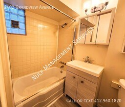 2402 Grandview Ave in McKeesport, PA - Building Photo - Building Photo