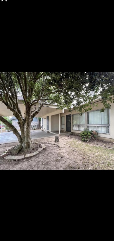 property at 1025 Louise Ln