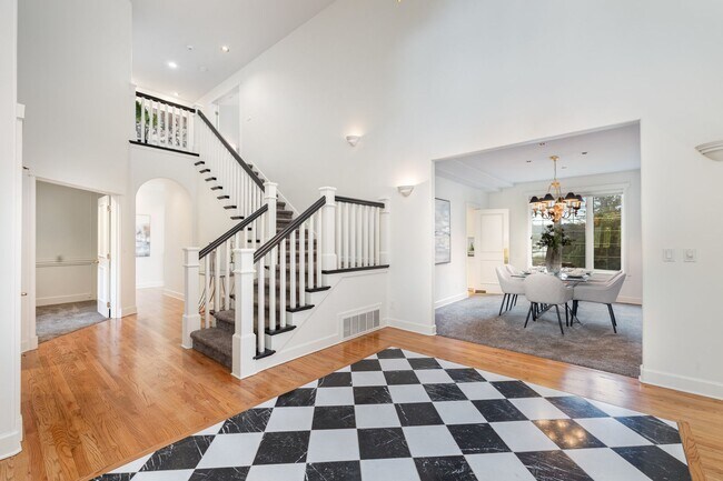 17120 SE 29th Pl in Bellevue, WA - Building Photo - Building Photo