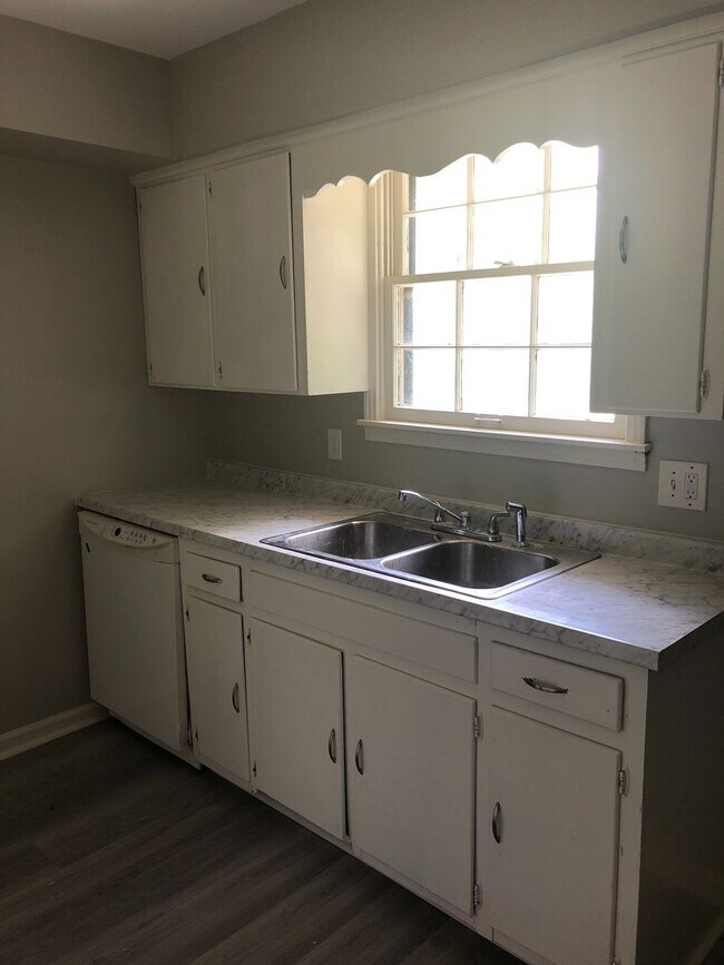 1272 Cheyenne Blvd in Nashville, TN - Building Photo - Building Photo