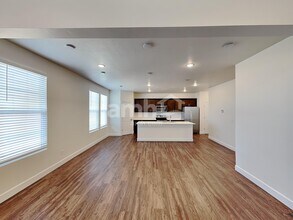 6098 W Copper Hawk Dr in South Jordan, UT - Building Photo - Building Photo