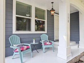 138 Zapata St in San Antonio, TX - Building Photo - Building Photo