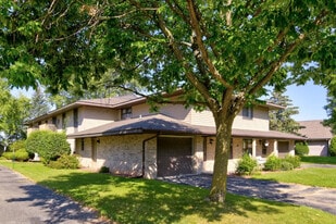 Spencer Village Apartments-Appleton in Appleton, WI - Building Photo