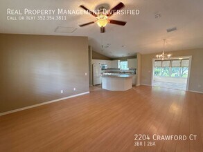 2204 Crawford Ct in the Villages, FL - Building Photo - Building Photo