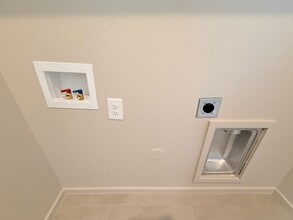 3091 San Jenaro Dr in Las Cruces, NM - Building Photo - Building Photo