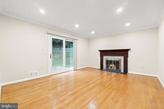 1830 Clifdale Ct in Vienna, VA - Building Photo - Building Photo