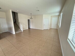 1766 Portofino Meadows Blvd in Orlando, FL - Building Photo - Building Photo