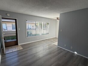 1019 in Long Beach, CA - Building Photo - Building Photo