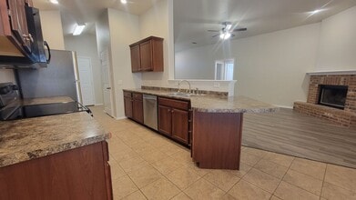 6704 84th St in Lubbock, TX - Building Photo - Building Photo