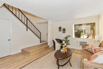 7964 Mission Center Ct in San Diego, CA - Building Photo - Building Photo