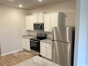 8215 Burnt Orchid Dr in Houston, TX - Building Photo - Building Photo