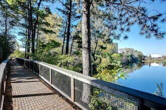 4820 Park Commons Dr, Unit 320 in St. Louis Park, MN - Building Photo - Building Photo