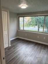 5733 Longwood Ave in Maple Heights, OH - Building Photo - Building Photo