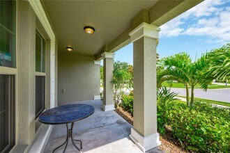 10207 Cakebread Ln in Riverview, FL - Building Photo - Building Photo