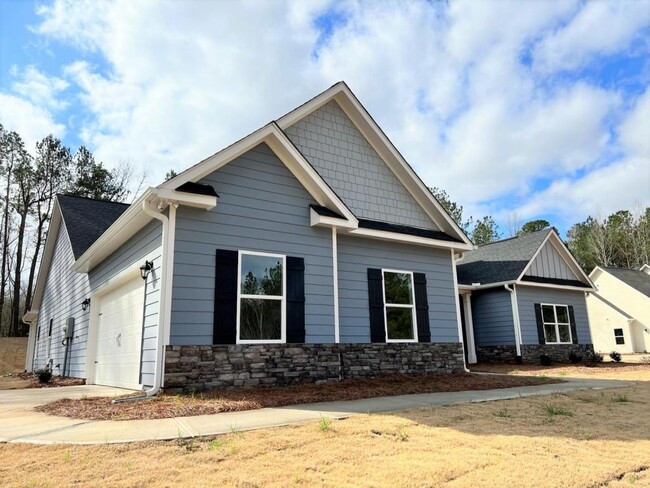 130 Hawthorn Ln in Covington, GA - Building Photo - Building Photo