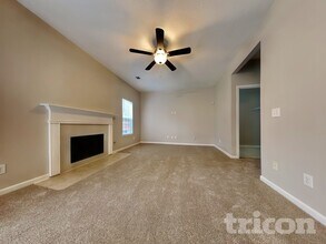 4570 Bridle Point Pkwy in Snellville, GA - Building Photo - Building Photo