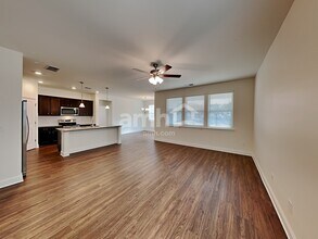 516 Slew Dr in Holly Springs, GA - Building Photo - Building Photo