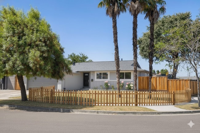 property at 480 Chinook Ln