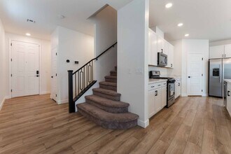 10613 Adobe Ranch St in Las Vegas, NV - Building Photo - Building Photo