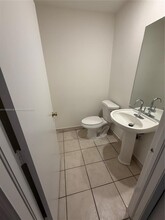 18602 SW 100th Ave in Cutler Bay, FL - Foto de edificio - Building Photo