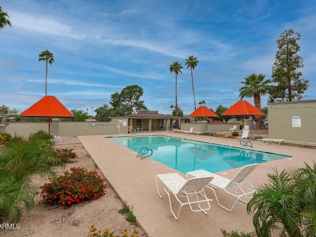 property at 14252 N Boxwood Ln