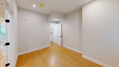 230 Tremont St, Unit #1 in Boston, MA - Building Photo - Building Photo