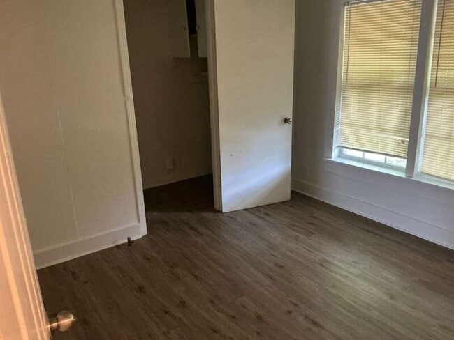 property at 3434 Midlawn St
