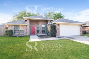 7504 Circle Dr in North Richland Hills, TX - Building Photo
