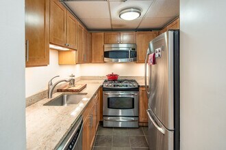 357 Varick St in Jersey City, NJ - Building Photo - Building Photo