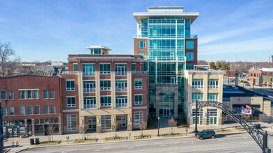 The Jackson on High in Columbus, OH - Building Photo - Building Photo