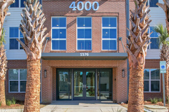 Restore at Carolina Park in Mount Pleasant, SC - Foto de edificio - Building Photo