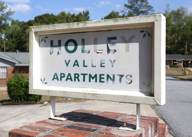 Holley Valley in Columbus, GA - Building Photo - Building Photo