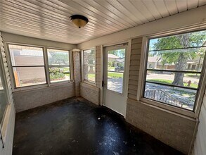 746 S Jenkins Ave in Norman, OK - Building Photo - Building Photo