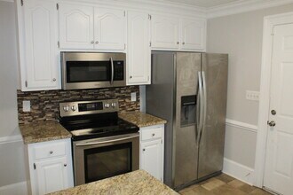 113 Forrister St in Columbia, SC - Foto de edificio - Building Photo