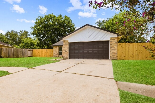 7310 Londres Dr